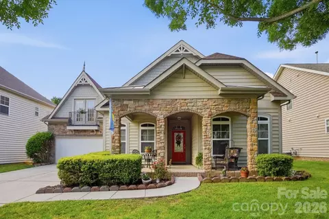 8452 Whitehawk Hill Rd, Waxhaw, NC 28173
