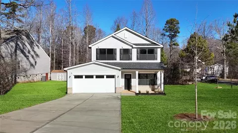 443 Dawn Cir, Charlotte, NC 28213