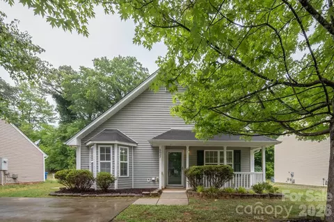 6627 Nevin Glen Dr, Charlotte, NC 28269