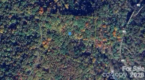 98 Hosta Dr, Sylva, NC 28779