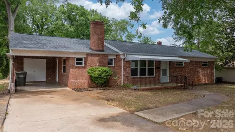 411 20th Ne Ave NE, Hickory, NC 28601