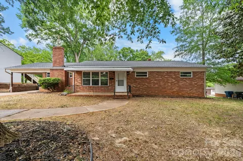 411 20th Ne Ave NE, Hickory, NC 28601
