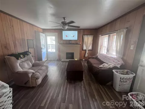 Living - 402 Easy St, Concord, NC 28027 photo 1 of 1