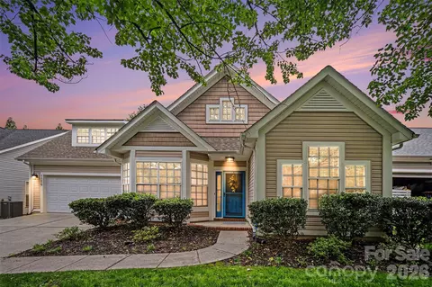 1116 Millbank Dr, Matthews, NC 28104