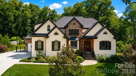 7304 River Valley Ct, Mint Hill, NC 28227