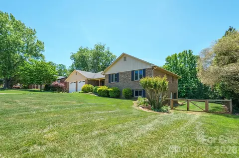 725 Sunridge 18 Dr #18, Lincolnton, NC 28092