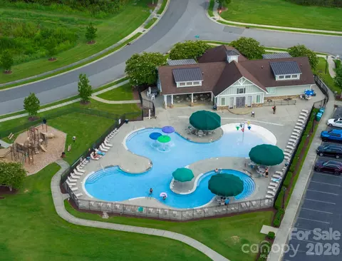 2021 Blue Stream Ln, Indian Trail, NC 28079