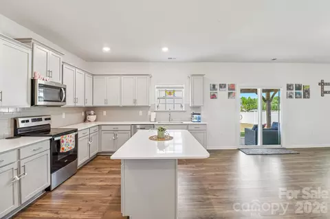Kitchen - 455 Saddlebred Ln, Locust, NC 28097 photo 4 of 4