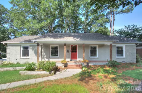 1140 Bevis Dr, Charlotte, NC 28209