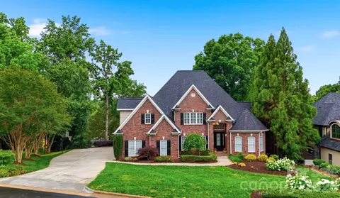 151 43rd Avenue Nw Dr NW, Hickory, NC 28601