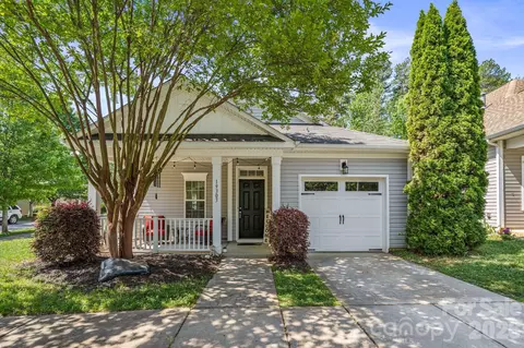 19303 Pocono Ln, Cornelius, NC 28031
