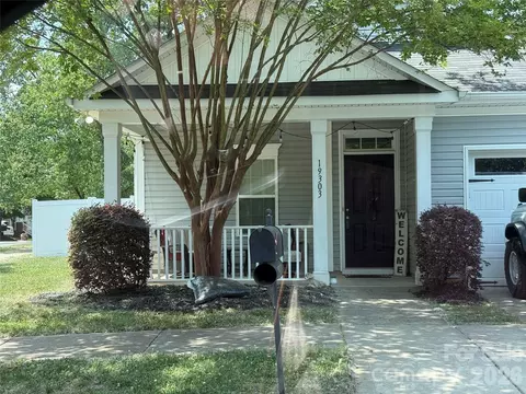 19303 Pocono Ln, Cornelius, NC 28031