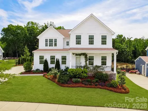 11126 Sound Rd, Davidson, NC 28036