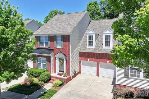 14509 Greenpoint Ln, Huntersville, NC 28078