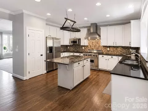 14509 Greenpoint Ln, Huntersville, NC 28078