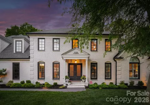 10138 Waterbrook Ln, Charlotte, NC 28277