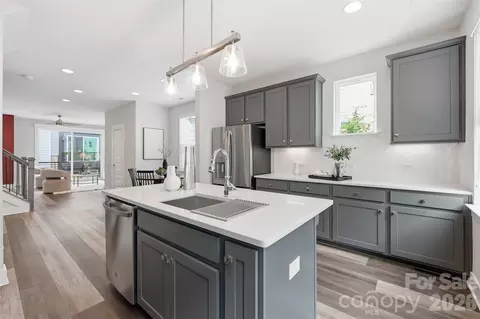 2148 Electric Ln, Charlotte, NC 28205