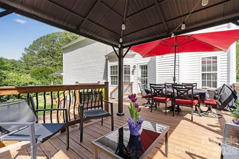 Exterior - 7074 Ridgeway Rd, Stanley, NC 28164 photo 7 of 11