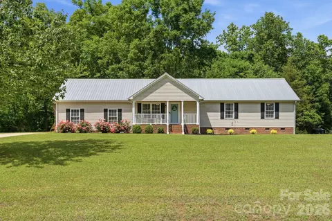 142 Sam Bailes Blvd, Smyrna, SC 29743