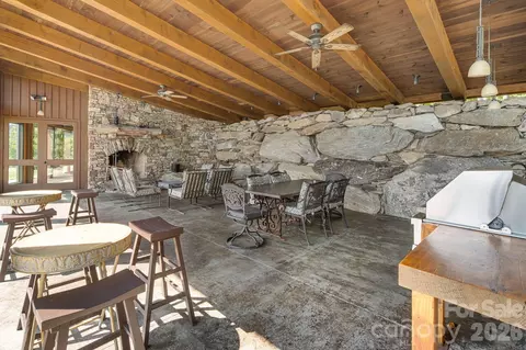 76 Dancing Wind Ln, Marshall, NC 28753 photo 6