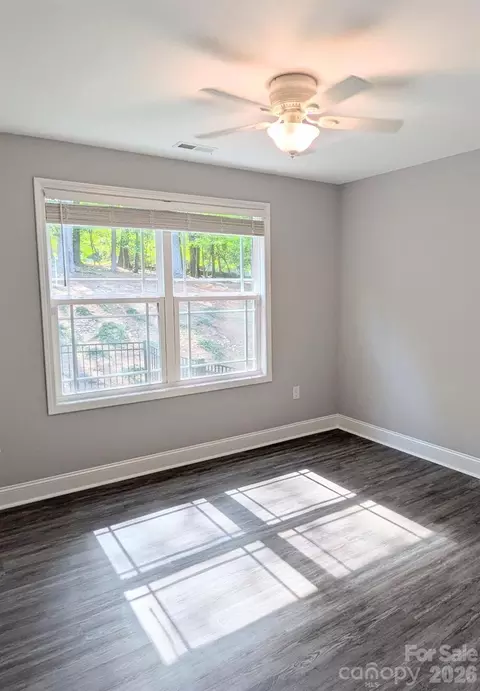 Bedroom - 114 Brookstone Dr, Morganton, NC 28655 photo 2 of 4