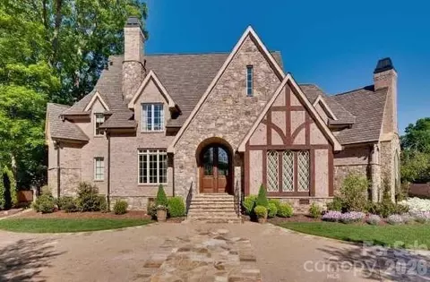 3730 Beresford Rd, Charlotte, NC 28211