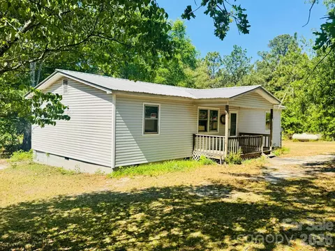 773 Beaver Dam Church Rd, Rockingham, NC 28379