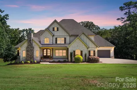 3612 Lake Twitty Dr, Monroe, NC 28110