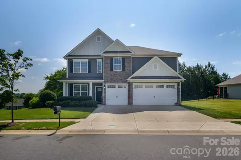 5401 Casper Dr, Charlotte, NC 28214