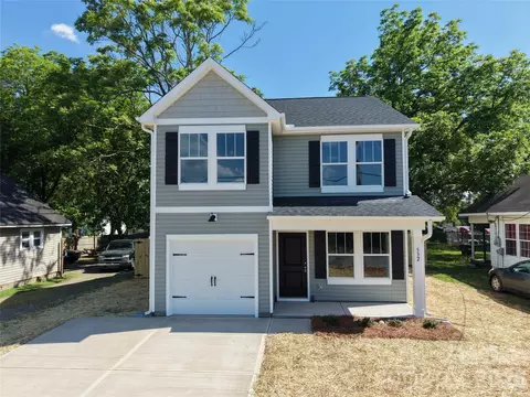 532 Bond St, Statesville, NC 28677