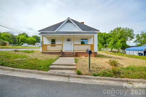 730 W Oakwood Ave, Albemarle, NC 28001