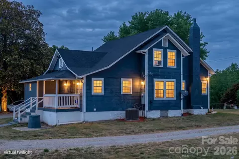 2076 Connelly Springs Rd, Lenoir, NC 28645
