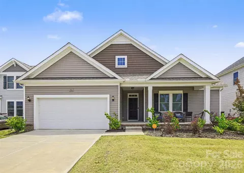 286 Heatherland Dr, Rock Hill, SC 29732