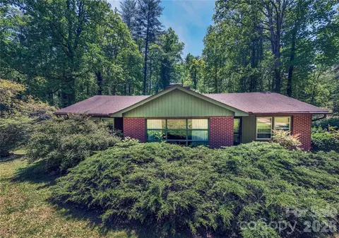 3004 Kanuga Rd, Hendersonville, NC 28739