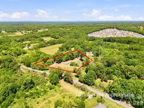 112 Fork Creek Rd, Troutman, NC 28166