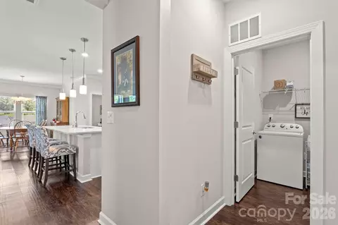 Entry Way - 2012 Hyacinth Ct, Denver, NC 28037 photo 4 of 5
