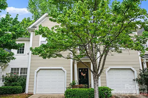 14735 Lions Paw St, Charlotte, NC 28273
