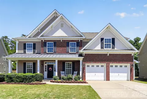 719 Fresia Dr, Fort Mill, SC 29708