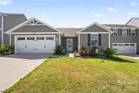 114 Weymouth Ave, Troutman, NC 28166