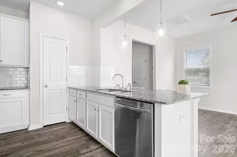 Kitchen - 3939 Townes Blvd, Terrell, NC 28682 photo 2 of 2