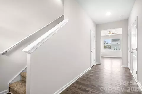 Entry Way - 3939 Townes Blvd, Terrell, NC 28682 photo 3 of 4