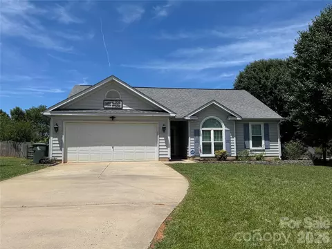 900 Milkwood Ln, Monroe, NC 28110