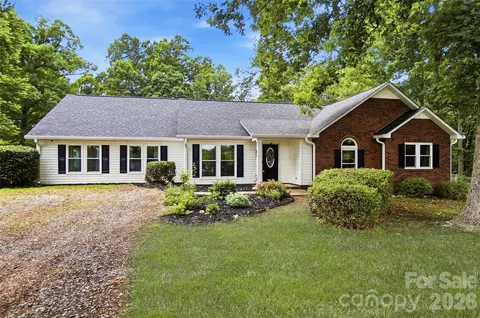 1919 Gables Dr, Monroe, NC 28112
