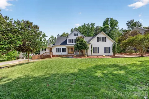 8628 Brookgreen Dr, Mint Hill, NC 28227