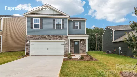 521 Blackpool Ct, Monroe, NC 28112