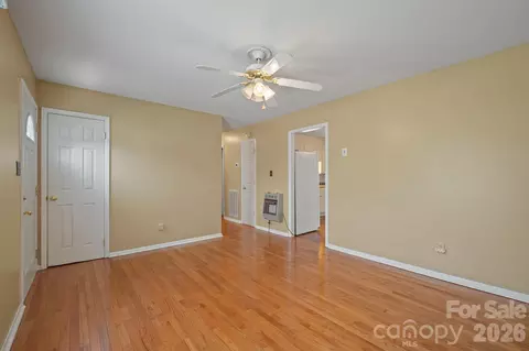 Living - 1329 Landsdowne Dr, Conover, NC 28613 photo 3 of 3