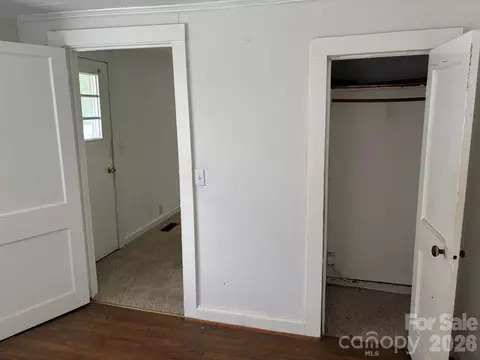 Bedroom - 162 Phillips Ln, Spruce Pine, NC 28777 photo 4 of 5