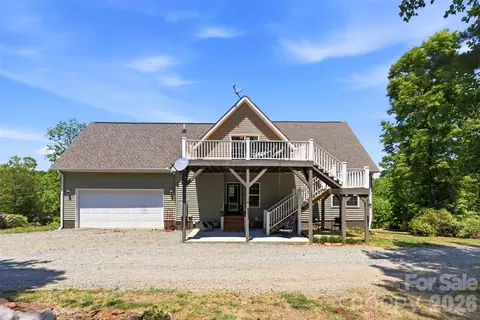 631 Sedona Dr, Nebo, NC 28761