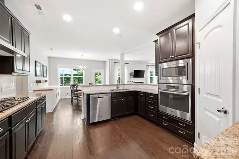 Kitchen - 21904 Torrence Chapel Rd, Cornelius, NC 28031 photo 2 of 2