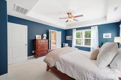 Bedroom - 21904 Torrence Chapel Rd, Cornelius, NC 28031 photo 3 of 4